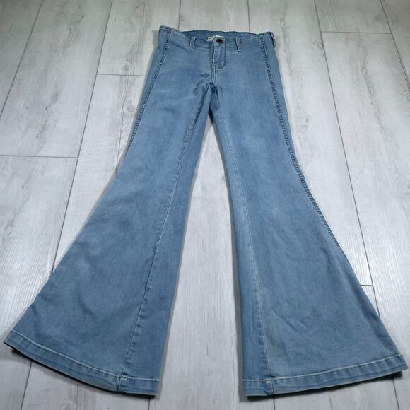 Free People Flare Jeans Women's 27 Blue Denim Light Wash Stretch Boho - Picture 1 of 15